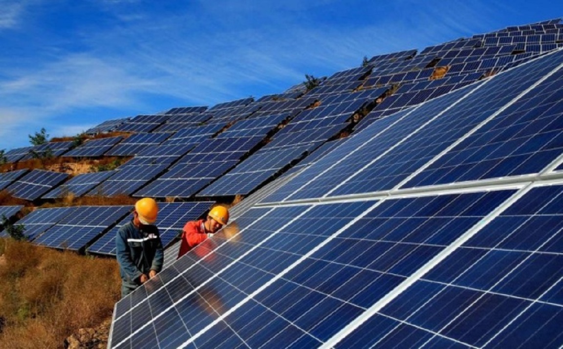 Sản phẩm bị cáo buộc là tế bào và mô-đun quang điện làm từ silicon tinh thể.