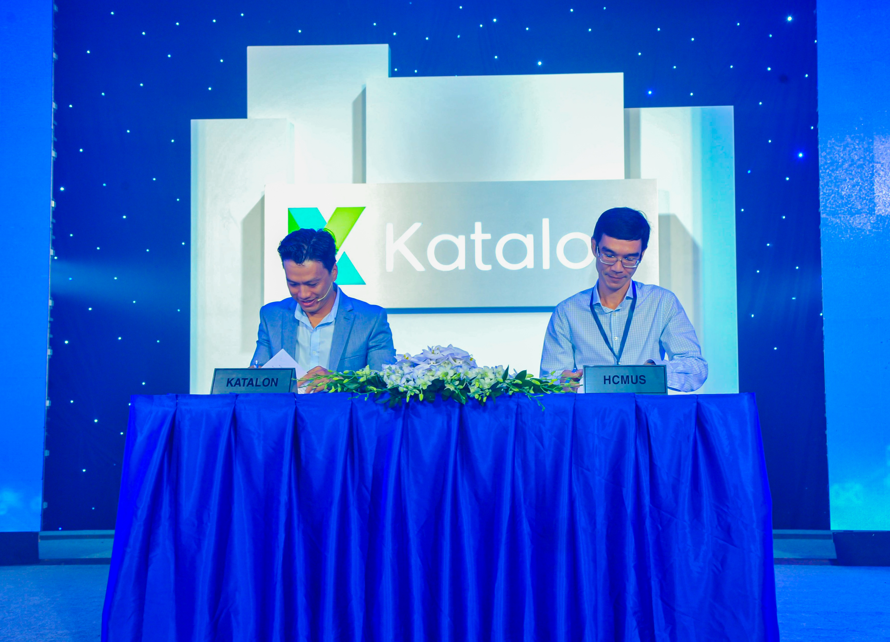 Hợp tác đào tạo, phát triển nguồn nhân lực chất lượng cao giữa Katalon và khoa Công nghệ thông tin- Đại học Khoa học Tư nhiên TP.HCM.