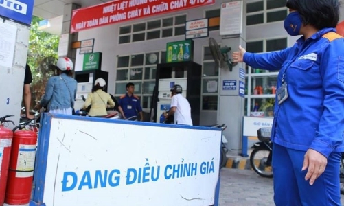 Lo giá xăng dầu leo thang ngăn cản tiến trình phục hồi kinh tế