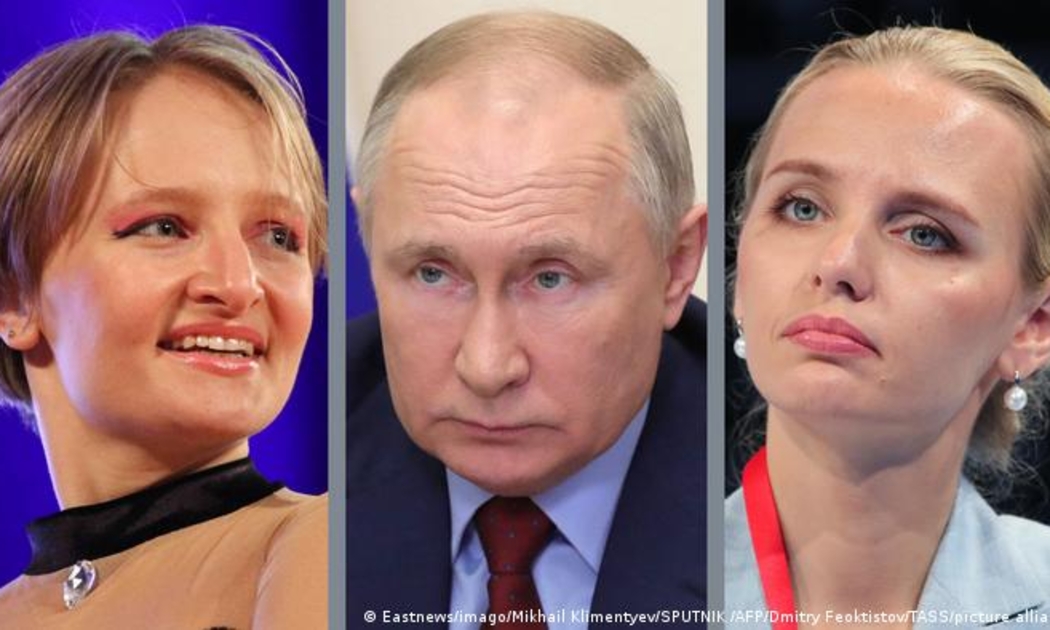 Tổng thống Nga Vladimir Putin và hai con gái.