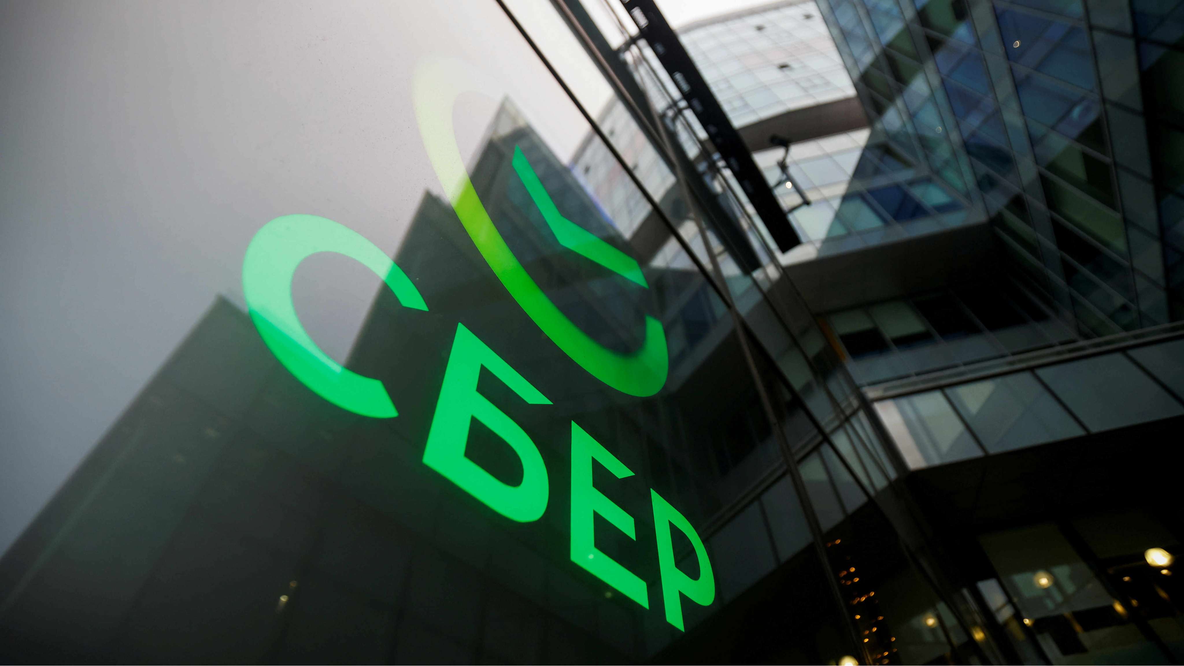 Sberbank là ngân hàng lớn nhất tại Nga tính theo giá trị tài sản - Ảnh: Reuters