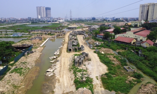 Mừng lo bức tranh giải ngân vốn đầu tư công ba tháng đầu năm