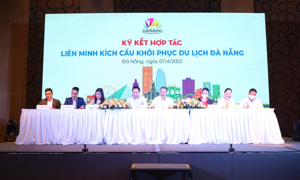 Lễ ký kết hợp tác Liên minh kích cầu du lịch Đà Nẵng 2022