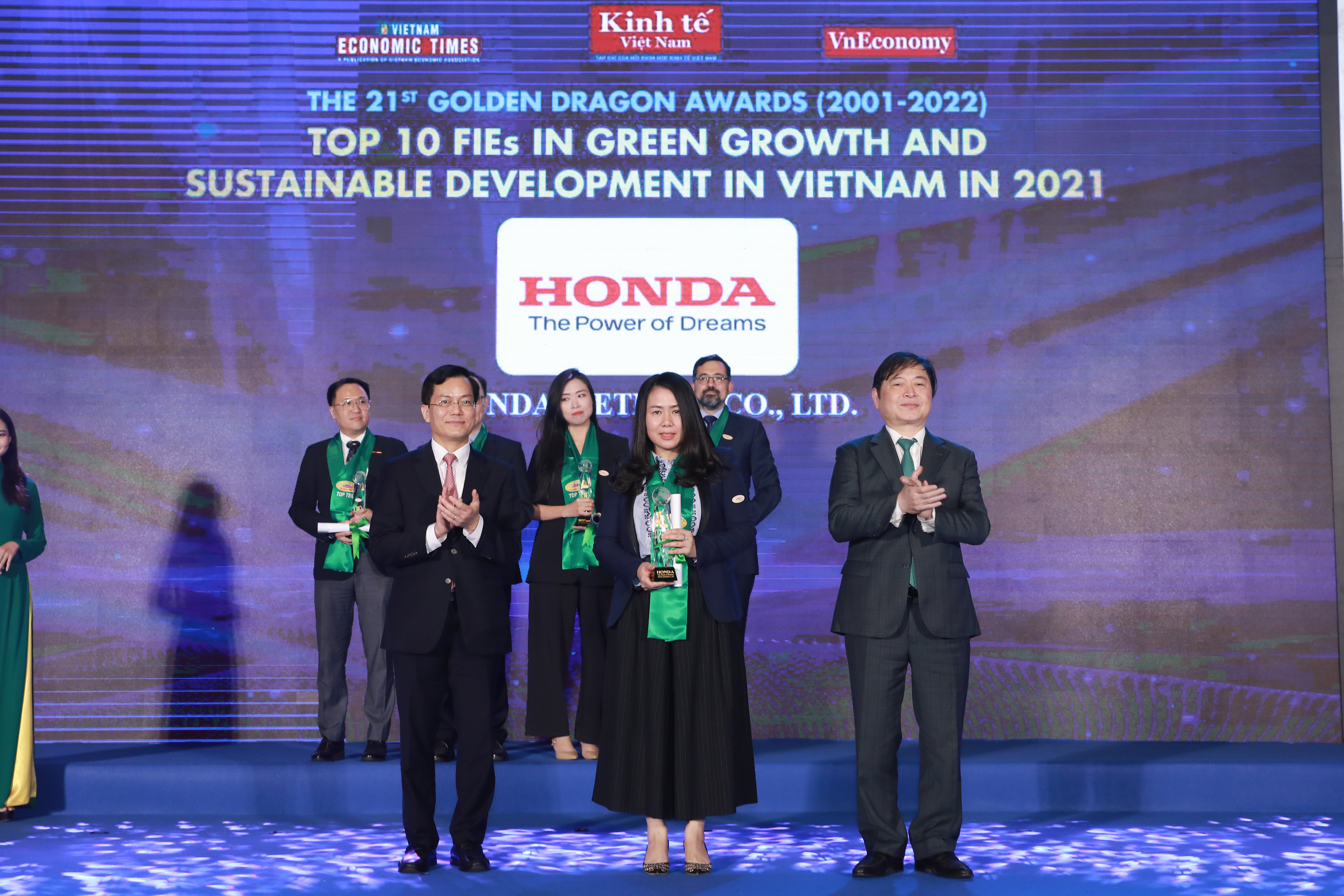 Honda Việt Nam vinh dự nhận danh hiệu Rồng Vàng lần thứ 17 - Ảnh 1