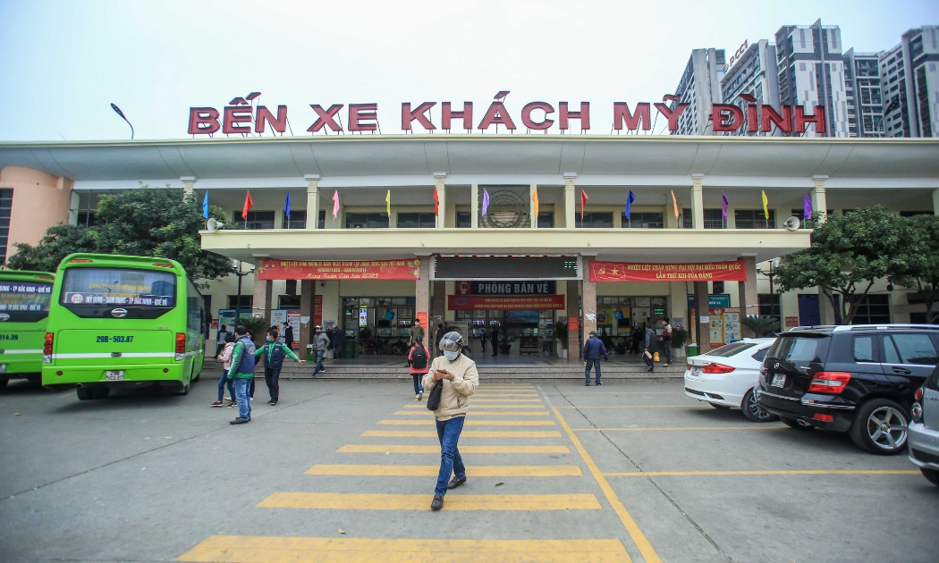 4 bến xe khách liên tỉnh gồm Gia Lâm, Mỹ Đình, Giáp Bát, Nước Ngầm được tạm thời giữ lại tiếp tục khai thác trong giai đoạn quá độ.