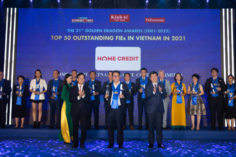 Home Credit Vietnam honored to be in top 50 outstanding foreign investors in 2021-2022