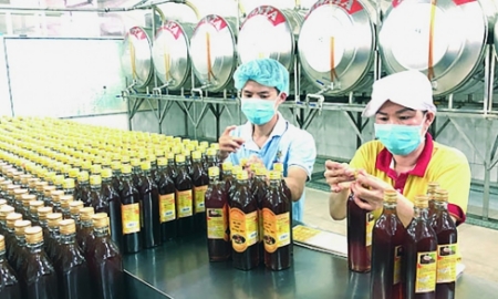 Thuế chống bán phá giá giảm mạnh, mật ong Việt Nam vẫn