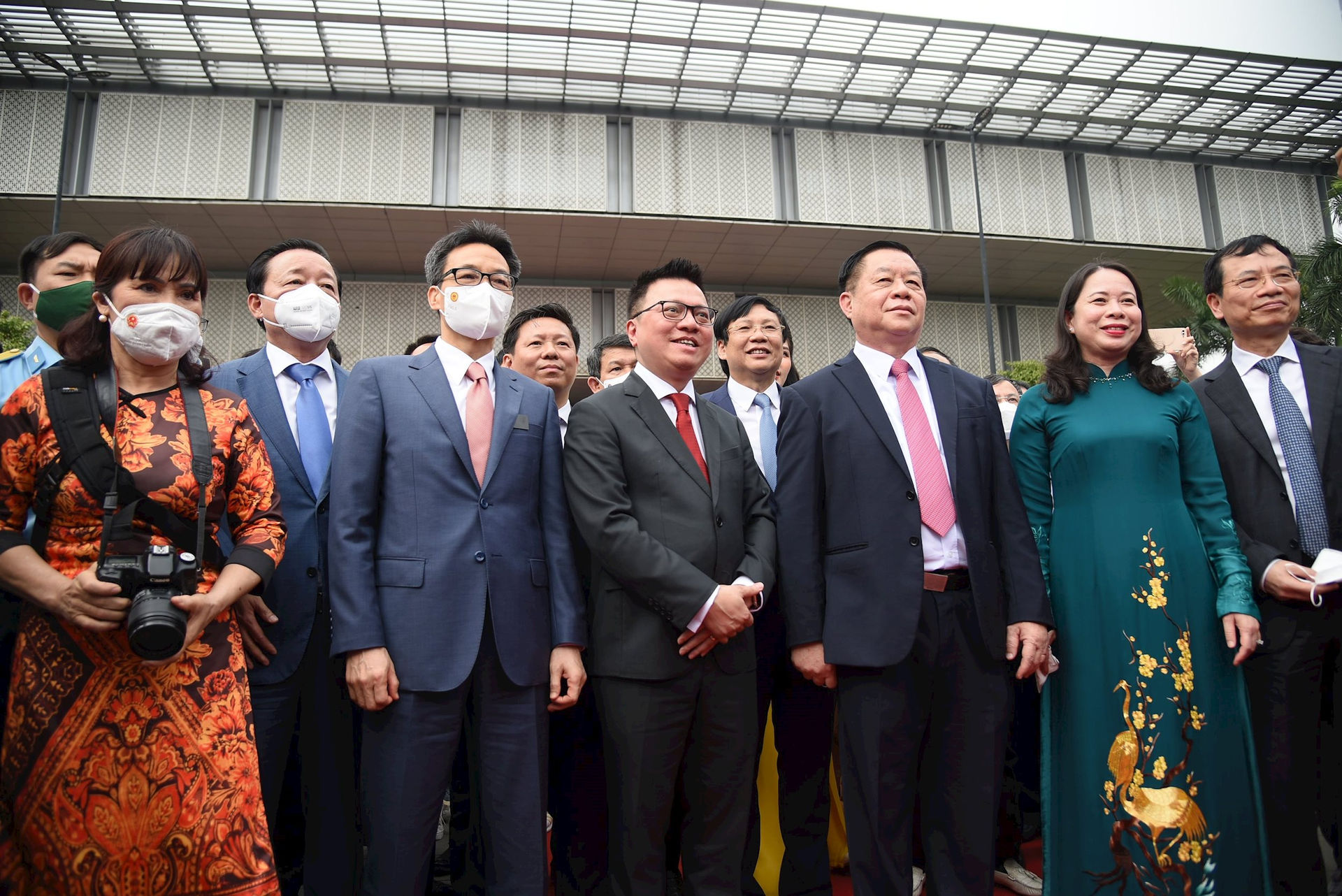 C&aacute;c đồng ch&iacute; l&atilde;nh đạo Đảng, Nh&agrave; nước tham dự Lễ khai mạc Hội b&aacute;o to&agrave;n quốc 2022.