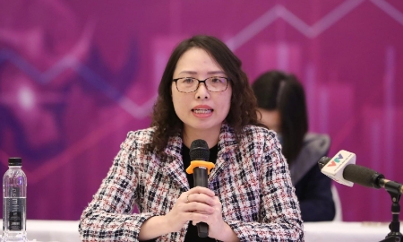 Bà Tạ Thanh Bình – Vụ trưởng Vụ Phát triển thị trường chứng khoán, Ủy ban Chứng khoán Nhà nước...
