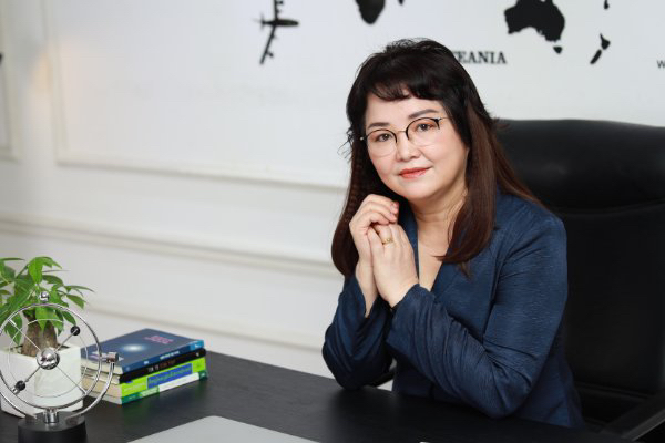 Phó Chủ tịch Hội đồng quản trị Công ty EFFECT, bà Vũ Tuệ Khanh.