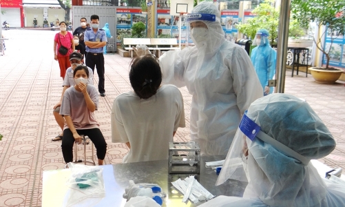 Ngày 14/4: Thêm 23.012 ca nhiễm, giảm hơn 1.600 ca