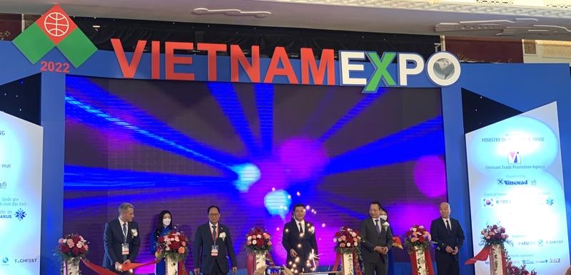Vietnam Expo 2022 officially opens