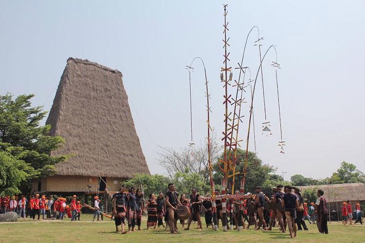 Task of planning central highlands approved