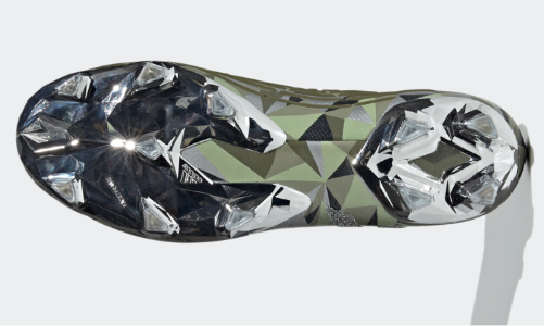 Đôi giày Adidas Predator Edge x Swarovski: Để đá bóng hay để trưng bày? 