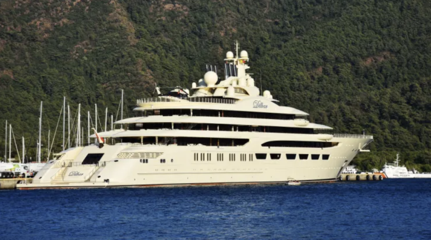 Siêu du thuyền Dilbar - Ảnh: CNBC.