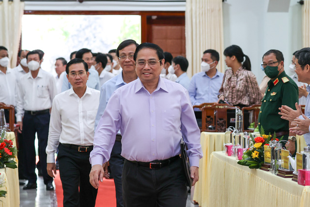 Thủ tướng Phạm Minh Chính và đoàn công tác làm việc với Ban Thường vụ Tỉnh ủy Ninh Thuận - Ảnh VGP