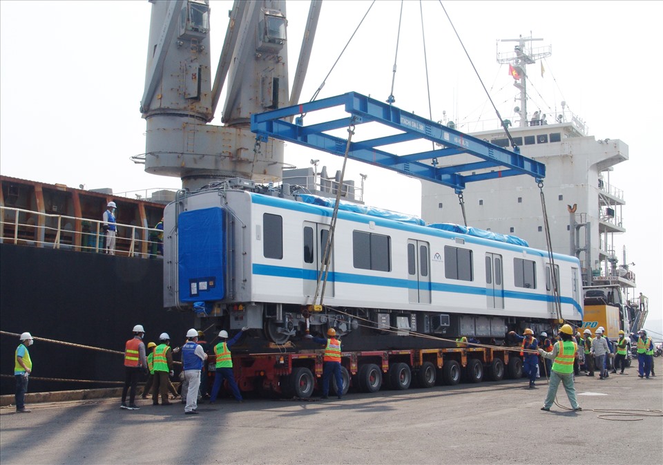 Đến nay đã có 13/17 đoàn tàu của tuyến metro số 1 Bến Thành - Suối Tiên đã nhập từ Nhật Bản về TP.HCM.