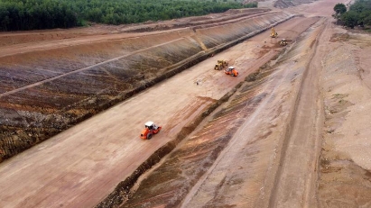 Deputy PM directs MoC to act on rising construction material prices