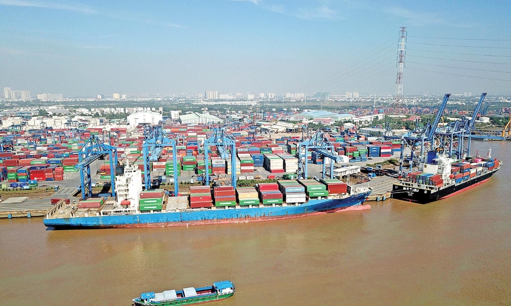 Việc thu phí cảng biển tại TP HCM đang diễn ra thuận lợi, đúng kế hoạch