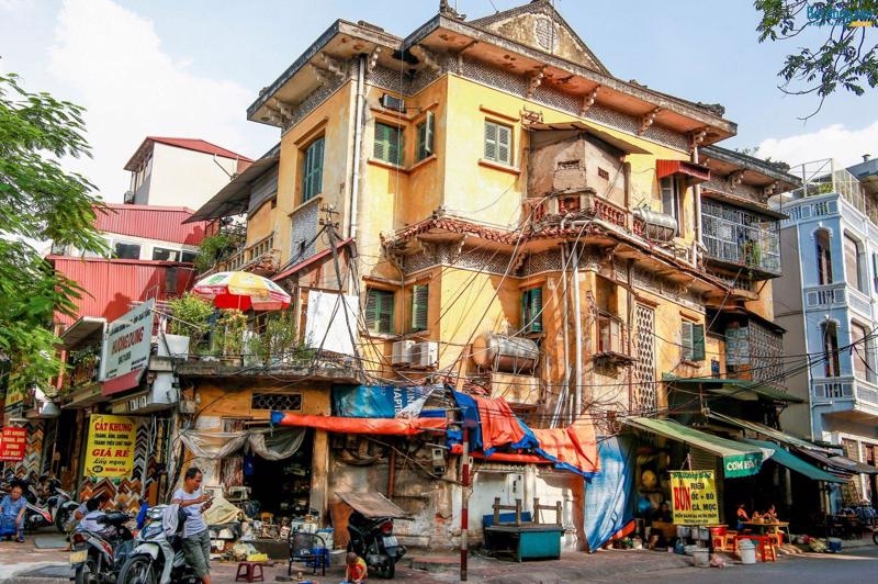 Hanoi set to sell more old villas