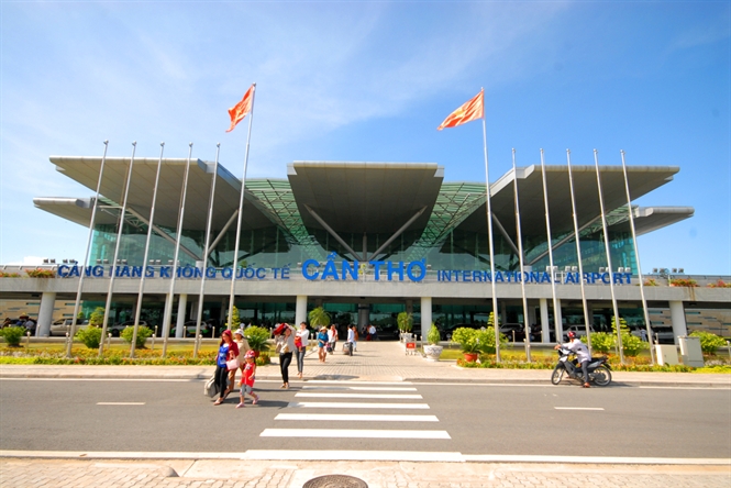 Sản lượng hành khách thông qua Cảng hàng không quốc tế Cần Thơ  đạt trên 188 nghìn khách, bắt đầu khởi sắc.