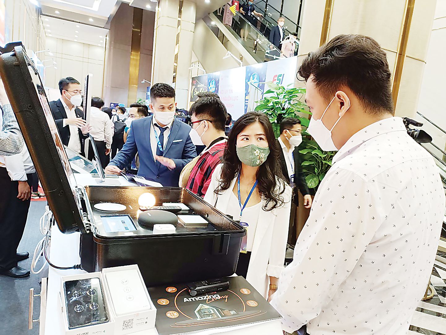 Nhiều doanh nghiệp quan tâm đến các giải pháp chuyển đổi số tại HEF 2022.