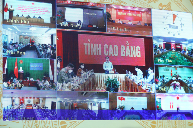 Lãnh đạo tỉnh Cao Bằng kiến nghị sớm được phân bổ nguồn vốn cũng như nhận được văn bản hướng dẫn cụ thể về thực hiện các chương trình mục tiêu quốc gia - Ảnh: VGP