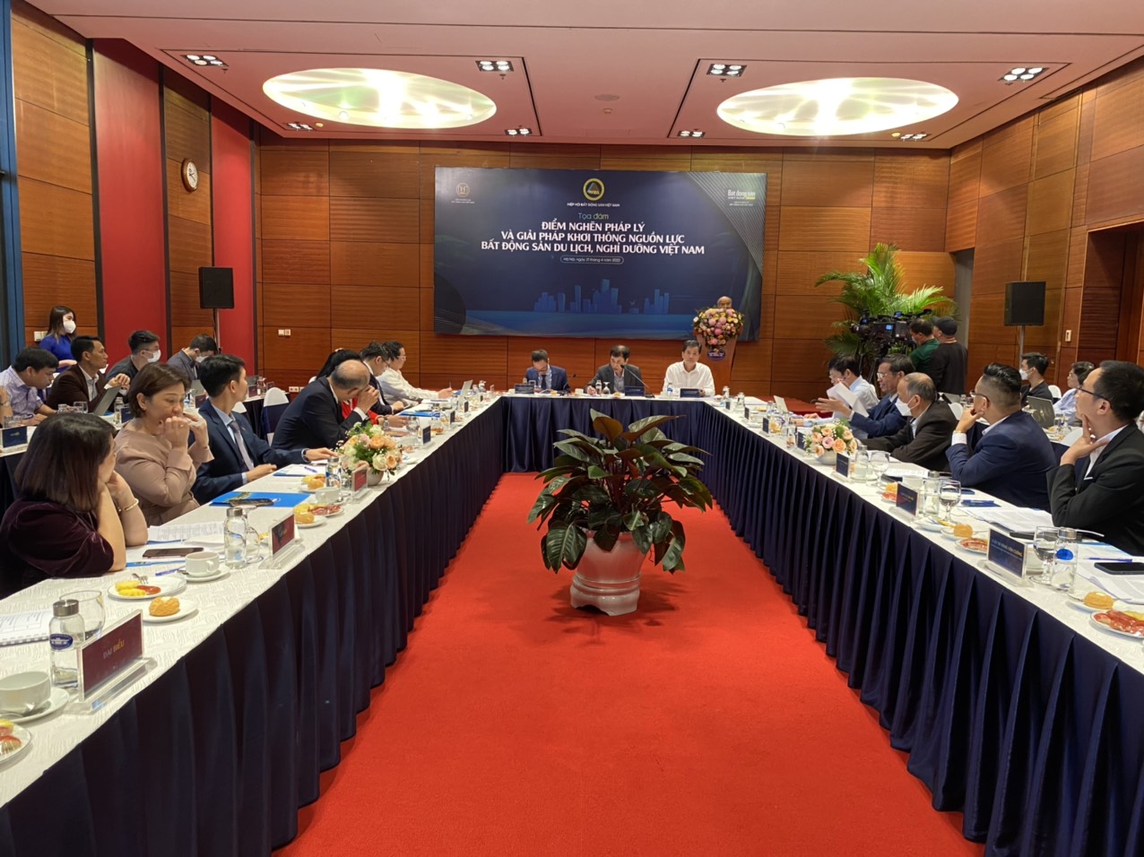 To&agrave;n cảnh tọa đ&agrave;m ng&agrave;y 21/4/2022.