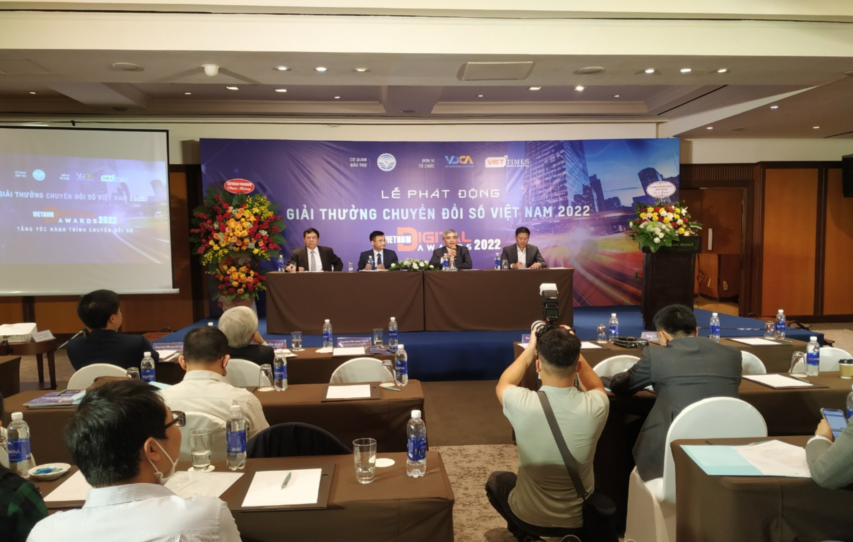 Sẽ vinh danh những thành tựu chuyển đổi số xuất sắc