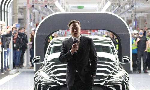 Bất chấp khủng hoảng chip, Tesla lãi kỷ lục 3,3 tỷ USD trong quý 1
