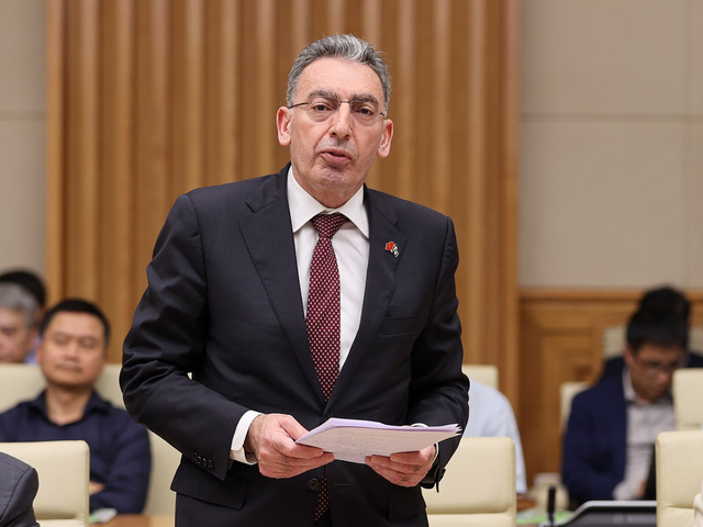 Ông Zafer Mustafaeglu, Giám đốc Khối Nghiệp vụ về Tài chính, Năng lực Canh Tranh và Đổi mới sáng tạo, Khu vực Đông Á-Thái Bình Dương, Ngân hàng Thế giới (WB).