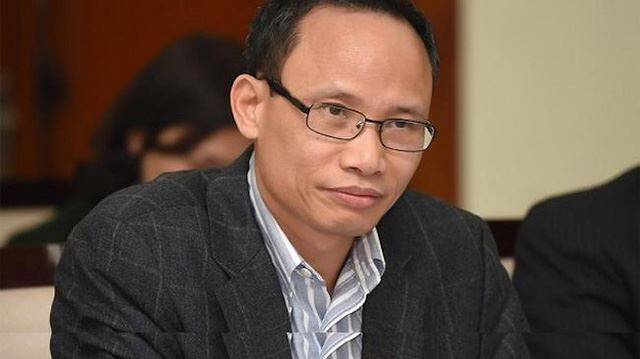 TS. Cấn Văn Lực, Thành viên Hội đồng Tư vấn Chính sách Tài chính Tiền tệ Quốc gia, Kinh tế trưởng Ngân hàng BIDV.