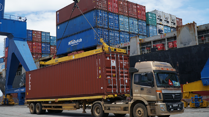 Improved policies needed for logistics development  