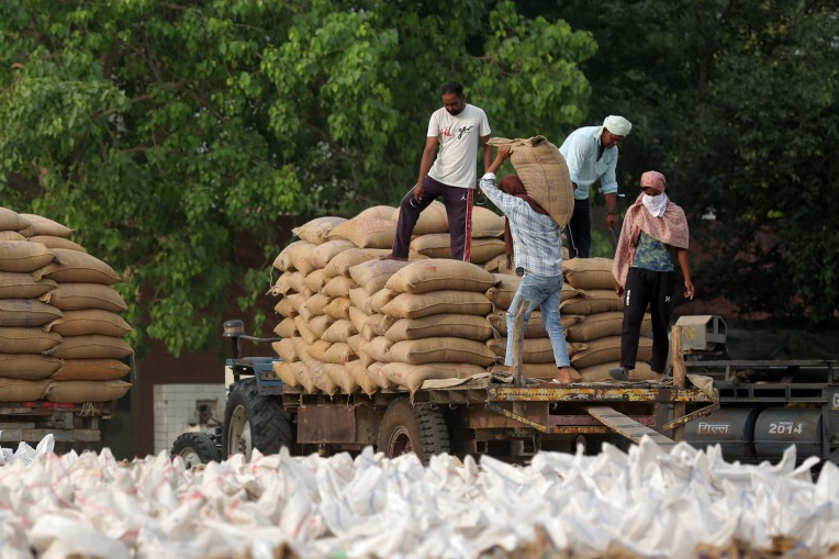 Ấn Độ cần tạo ra ít nhất 90 triệu việc làm phi nông nghiệp mới vào năm 2030 để bắt kịp đà tăng của lực lượng thanh niên - Ảnh: Xinhua