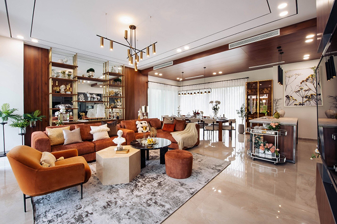 Villa thương mại 10mx20m, một trệt 2 lầu, thiết kế hiện đại với 3 mặt kính vừa tiện để kinh doanh vừa thích hợp nghỉ dưỡng.