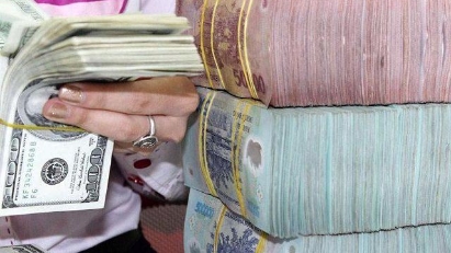 SBV selling USD for the first time since 2018 