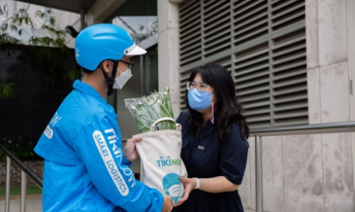 Nhiều mặt hàng tươi sống mở chợ nhộn nhịp trên Tiki