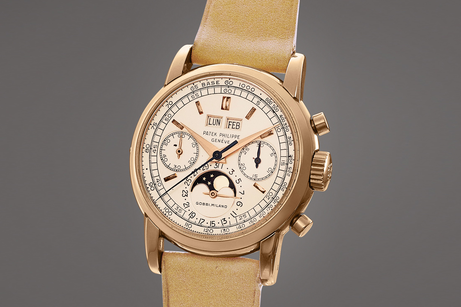 Chiếc đồng hồ chronograph lịch vạn ni&ecirc;n Patek Philippe Ref 2499 đ&atilde; được b&aacute;n với gi&aacute; hơn 60 triệu HKD (7,68 triệu USD).