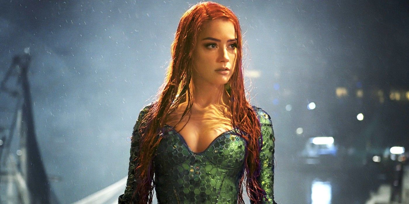 Vai diễn trong Aquaman là vai diễn siêu anh hùng đầu tay của Amber Heard cũng như là dự án kinh phí lớn hiếm hoi mà người đẹp góp mặt.