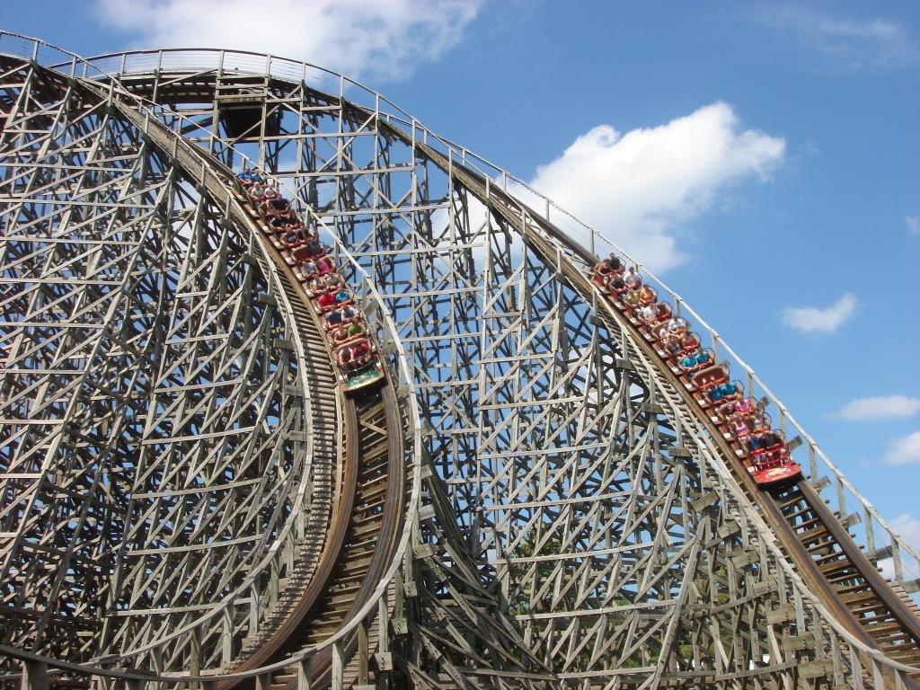 Trò chơi Roller Coaster gỗ với 2 làn trượt hiện đại sẽ được Sun Group đưa vào công viên Kim Quy. (Ảnh minh họa).