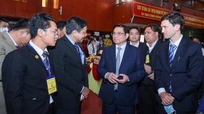 PM shares essential elements of developing investment ecosystem