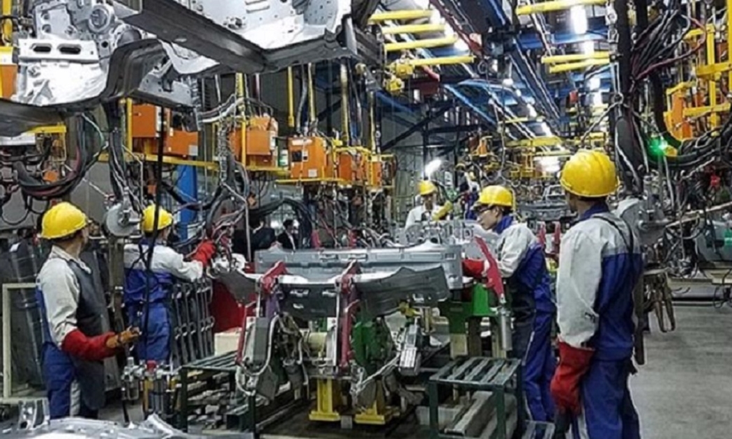 Ngành sản xuất Việt Nam có tốc độ tăng trưởng nhanh hơn trong tháng 5.
