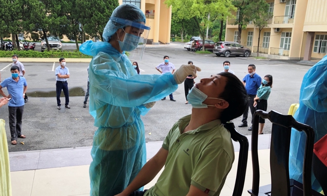 Móng Cái vẫn phải thực hiện hàng loạt các biện pháp chống dịch gắt gao để đảm bảo xuất khẩu
