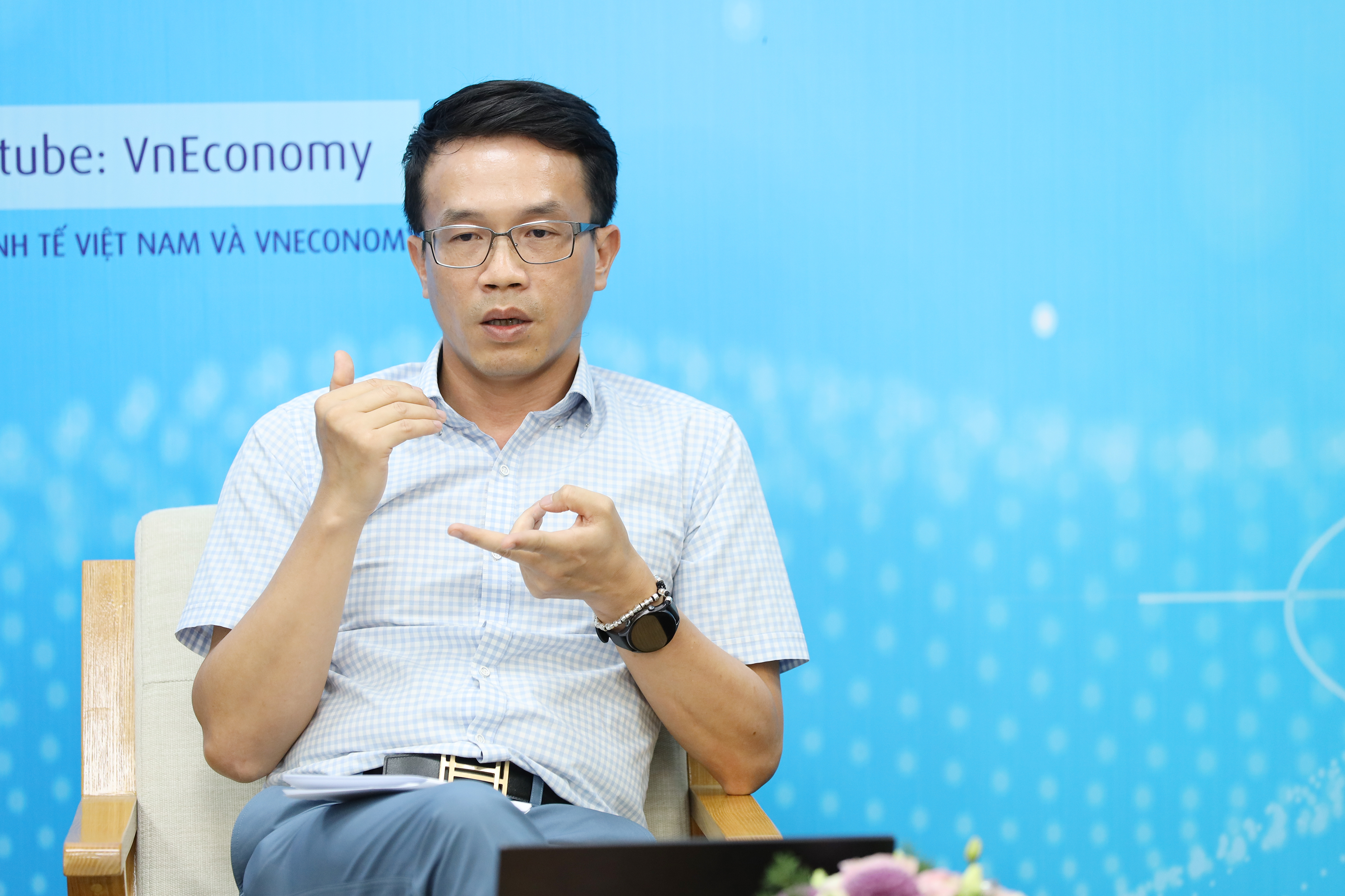 Chủ tịch VietinBank Capital Khổng Phan Đức phát biểu tại tọa đàm ngày 29/4/2022. Ảnh: Chu Xuân Khoa.