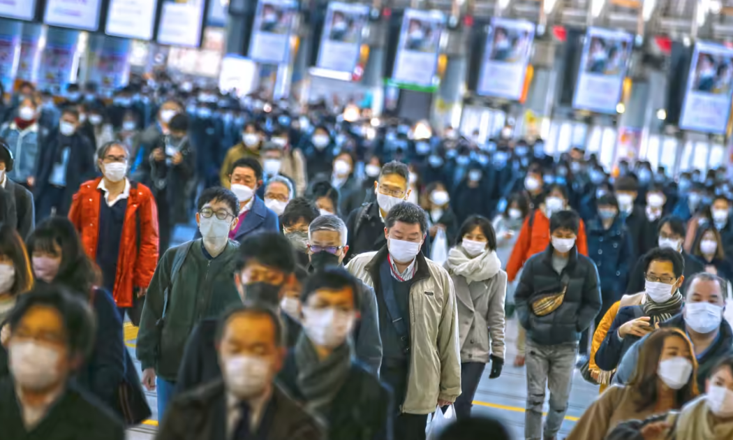 Nhật Bản nổi tiếng với văn hóa làm việc kiệt sức - Ảnh: Nikkei Asia
