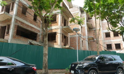 Thu ngân sách từ nhà, đất liên tục giảm tốc