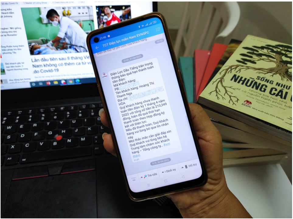Sau khi đăng k&yacute;, hằng th&aacute;ng th&ocirc;ng b&aacute;o tiền điện được gửi đến Zalo của người d&ugrave;ng. Ảnh: NVCC.