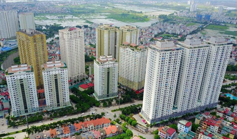 Real estate business mired in difficulties