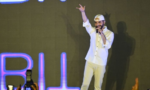 Phát hành trái phiếu thất bại, El Salvador vẫn 