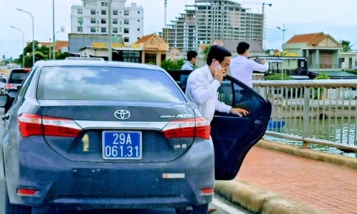 Kiên quyết xử lý lãng phí trong quản lý và sử dụng xe ô tô công 